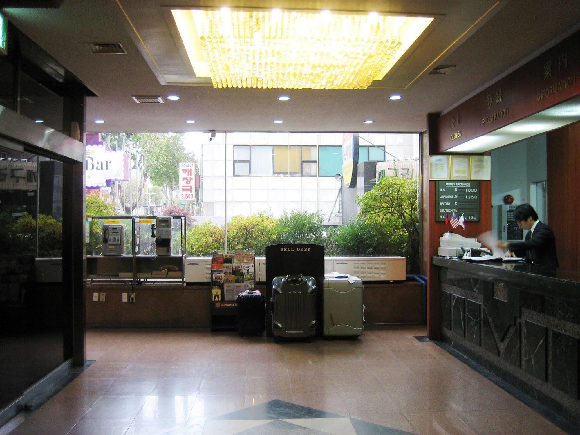 Brown Hotel 首爾 外观 照片